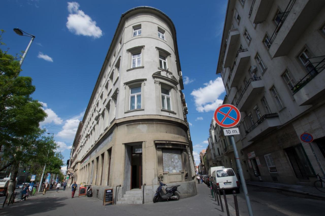 Flatiron Budapest Building - By Hi5 Екстериор снимка